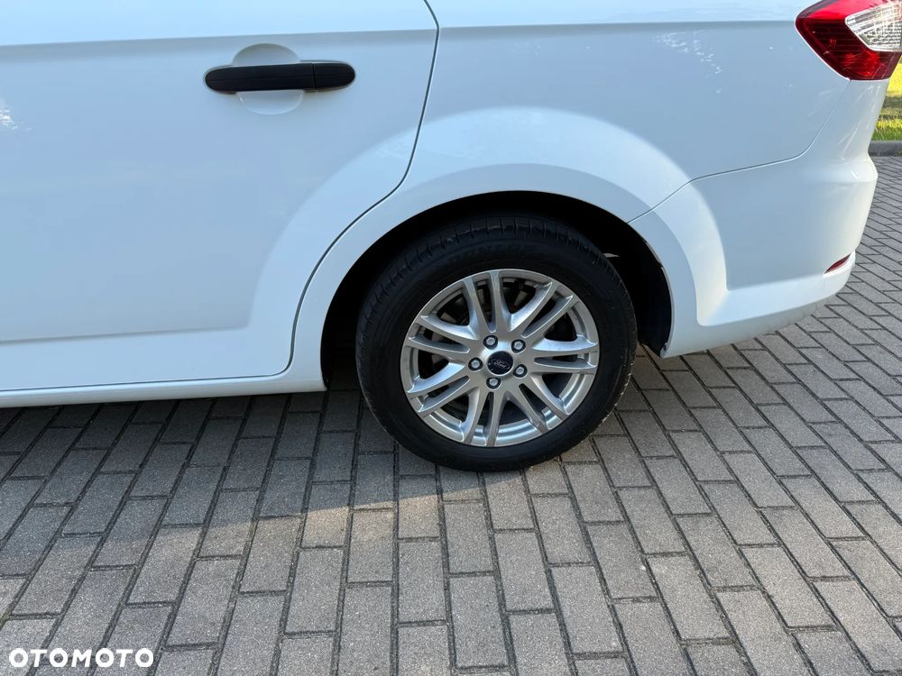 Ford Mondeo - 11