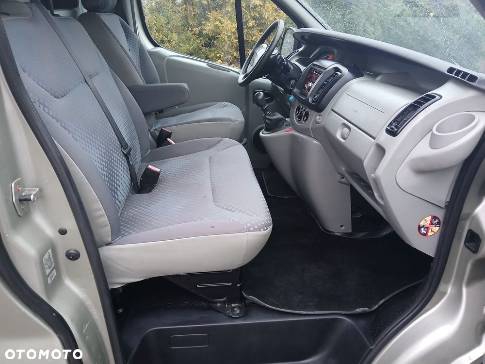 Renault TRAFIC - 15