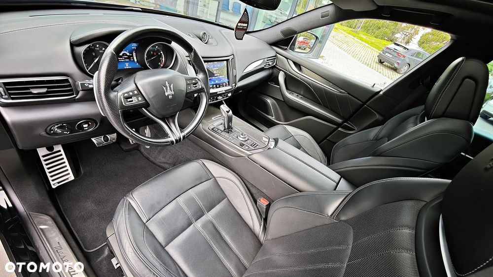Maserati Levante - 13