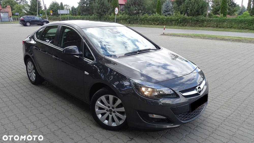 Opel Astra 1.4 Turbo Active - 2
