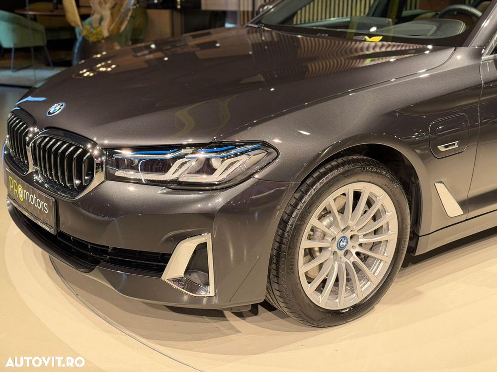 BMW Seria 5 530e xDrive AT PHEV - 15