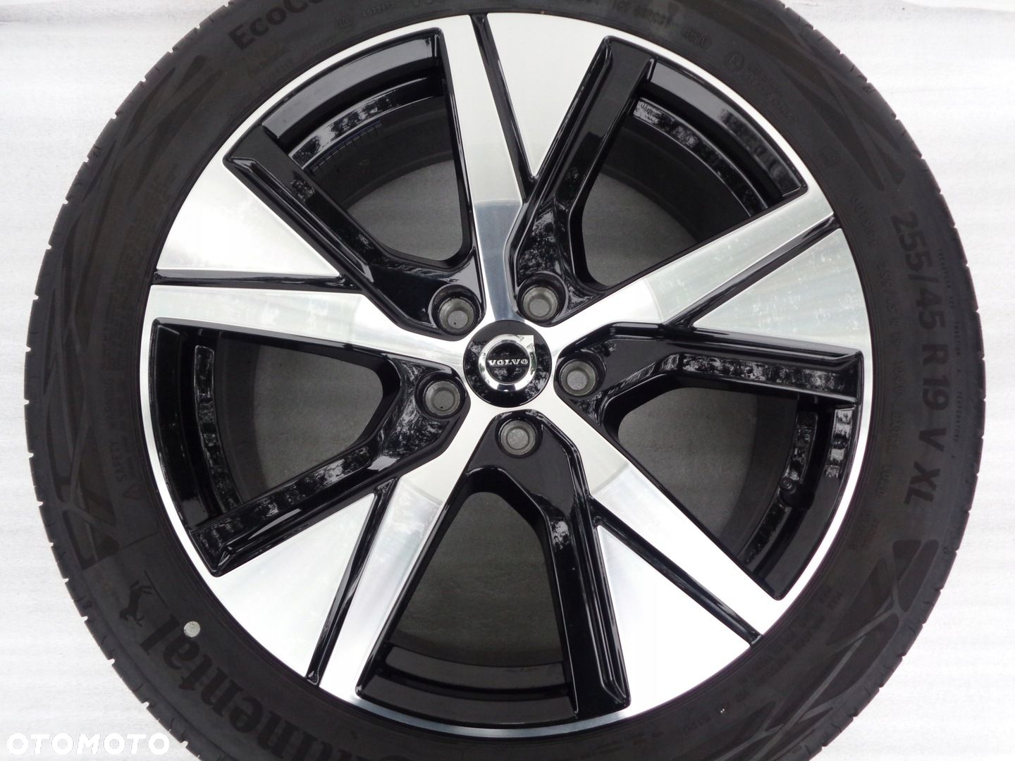 FELGI Alufelgi 19 5x108 VOLVO XC40 XC60 ET50,5 - 6