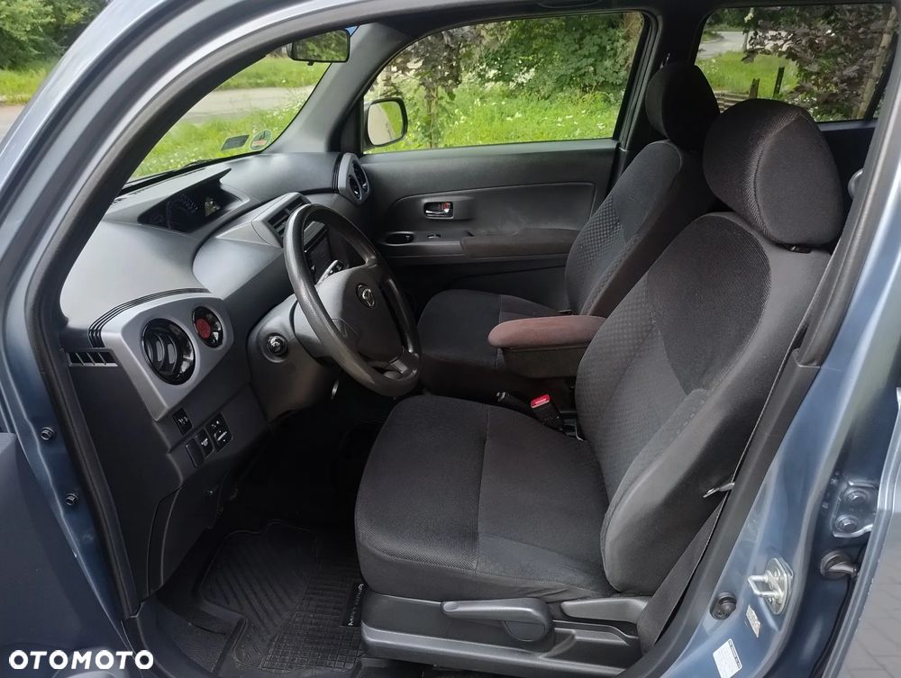 Daihatsu Materia - 10