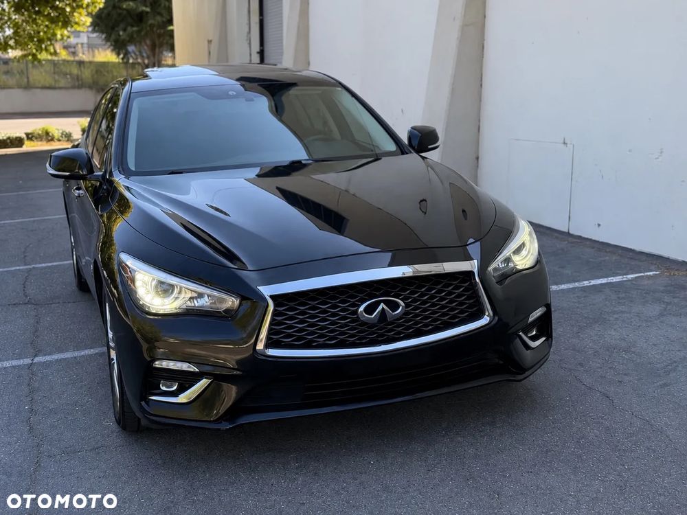 Infiniti Q50 - 10