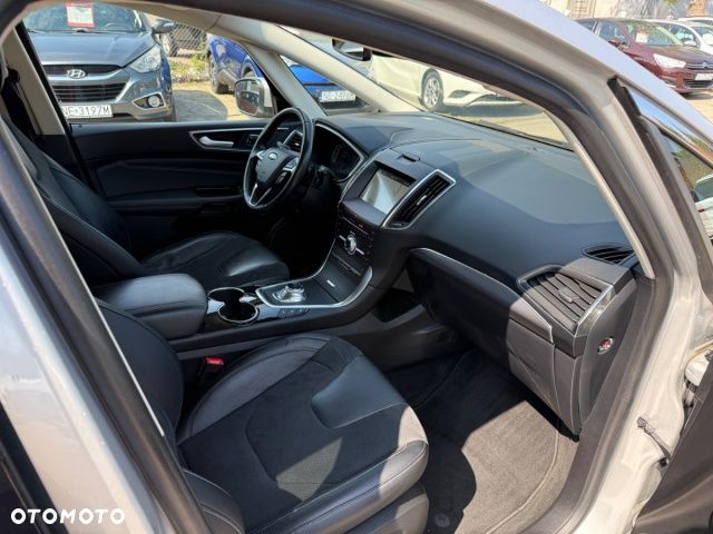 Ford S-Max - 36