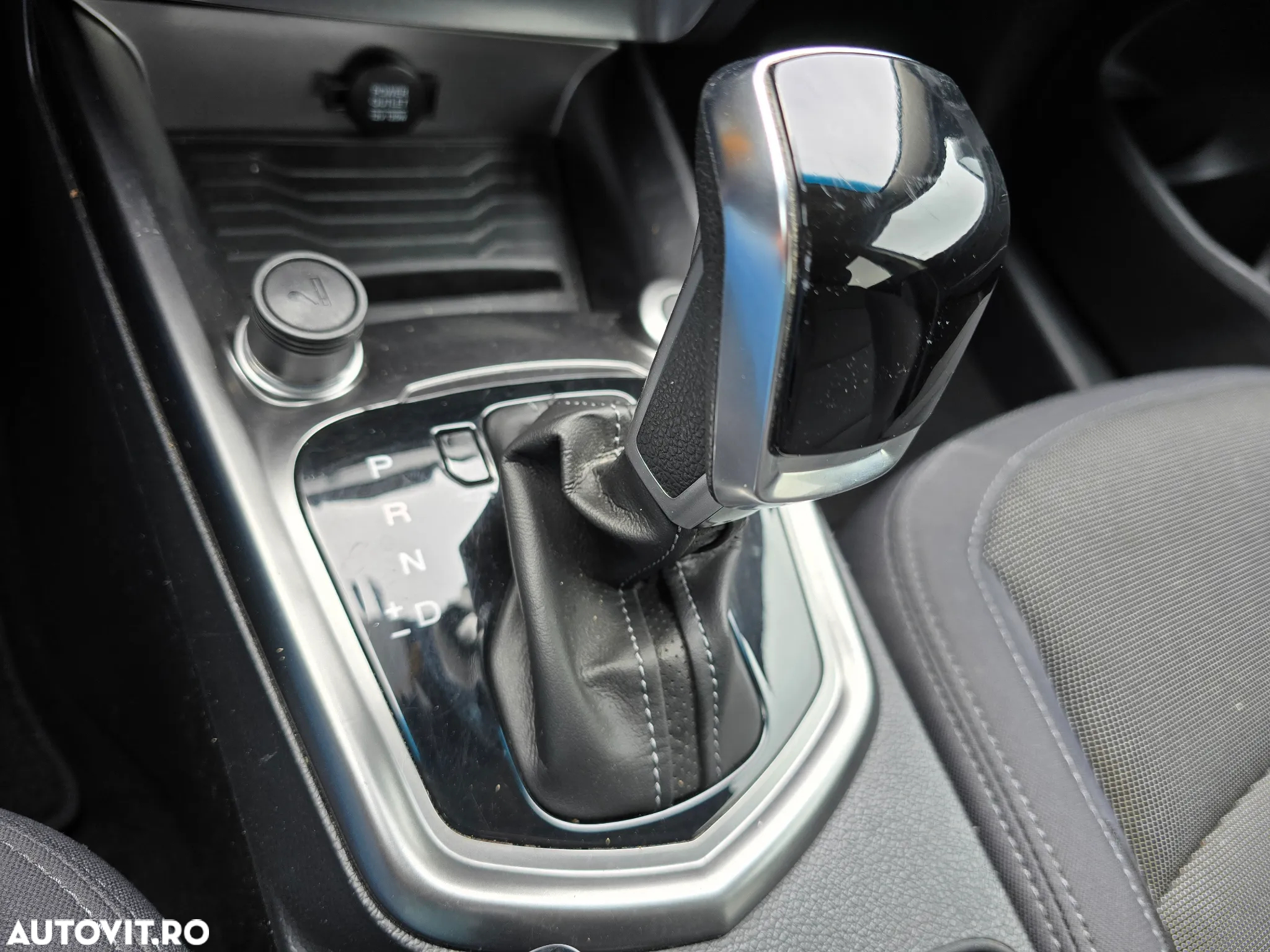 SsangYong Tivoli - 12