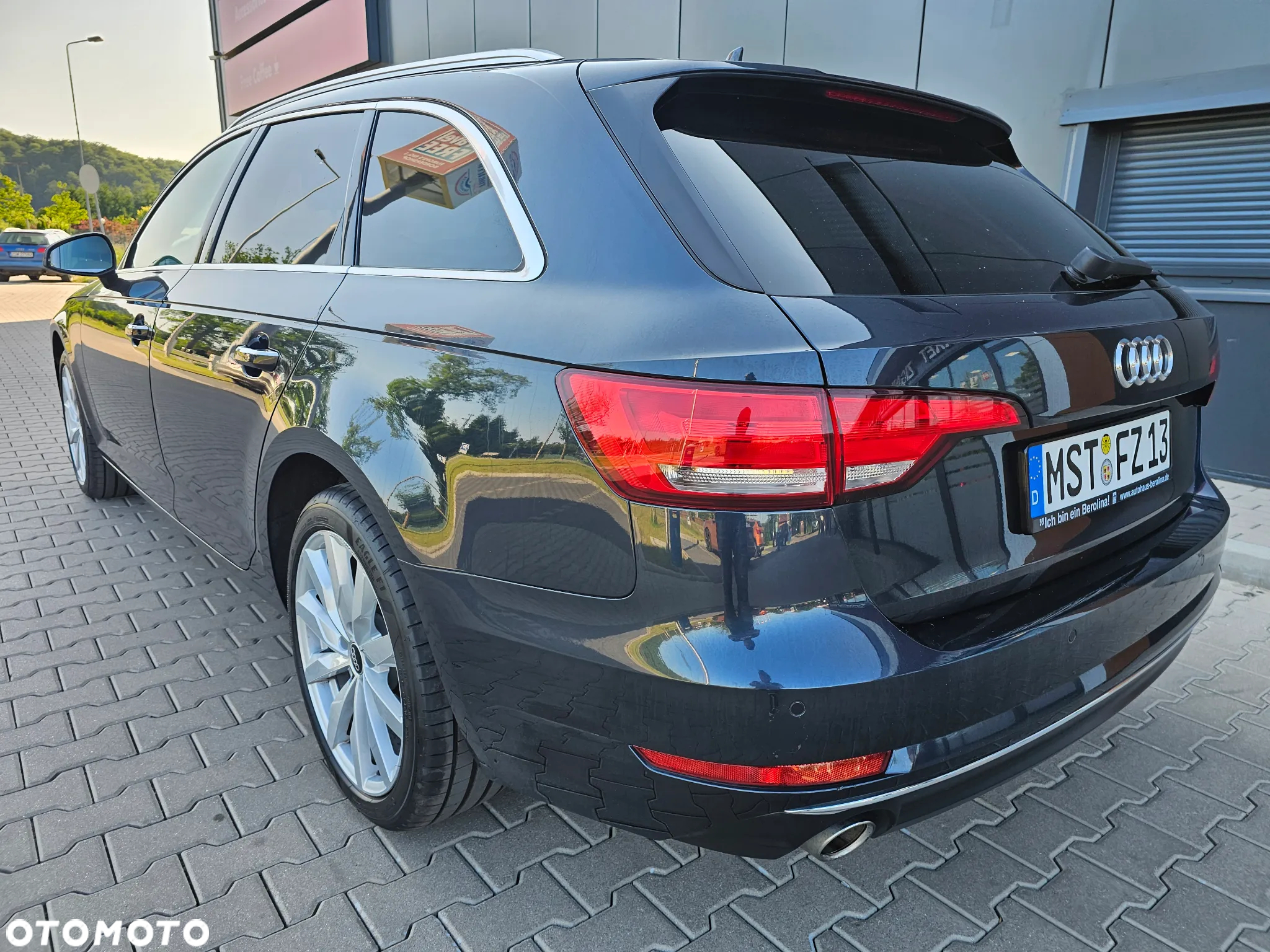 Audi A4 2.0 TDI S tronic - 4