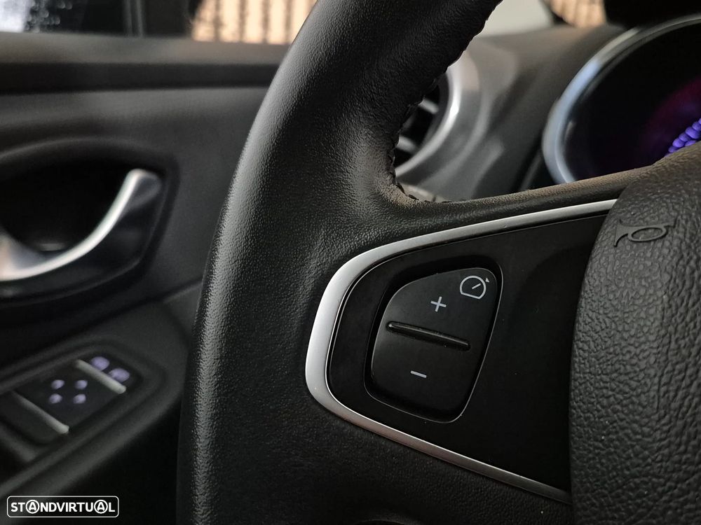 Renault Clio Sport Tourer 0.9 TCe Limited - 20