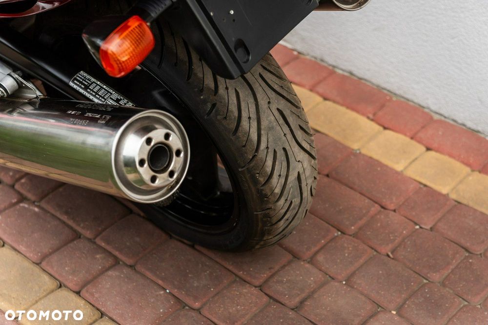 Honda CBR - 9