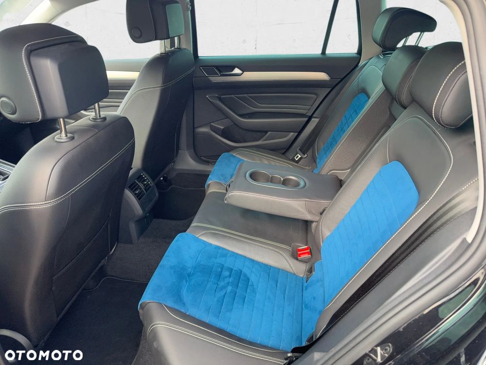 Volkswagen Passat Variant - 12