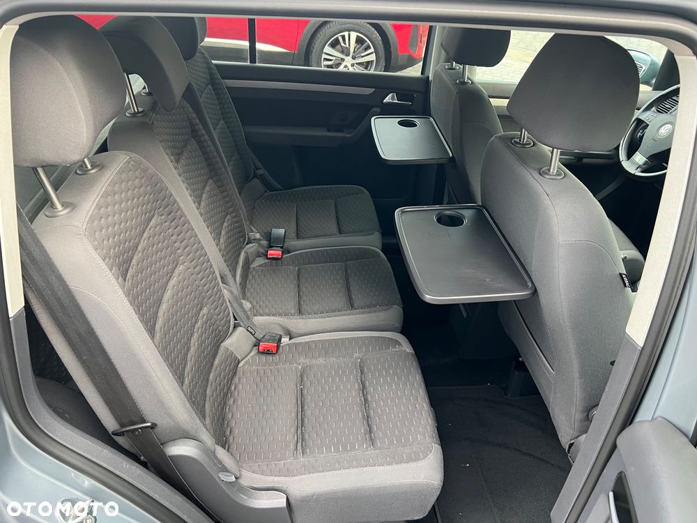 Volkswagen Touran 2.0 TDI Trendline - 22