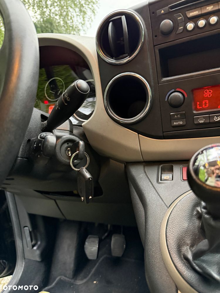 Peugeot Partner - 25