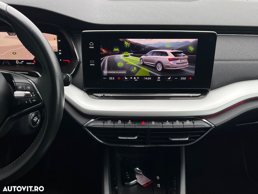 Skoda Octavia Combi 2.0 TDI DSG First Edition - 12