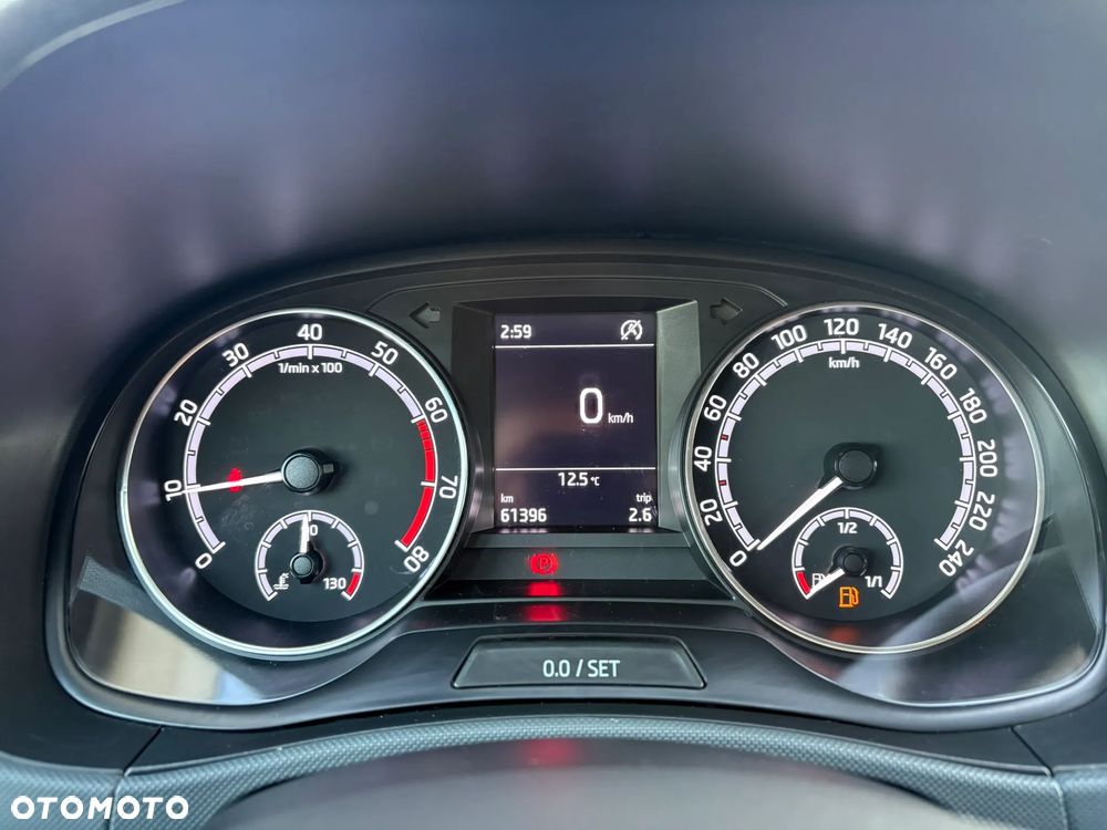 Skoda Fabia Combi 1.0 MPI Ambition - 25