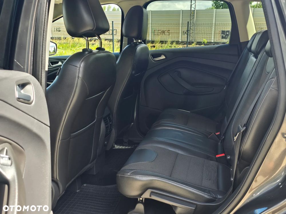 Ford Kuga 2.0 TDCi 4x4 Titanium - 13