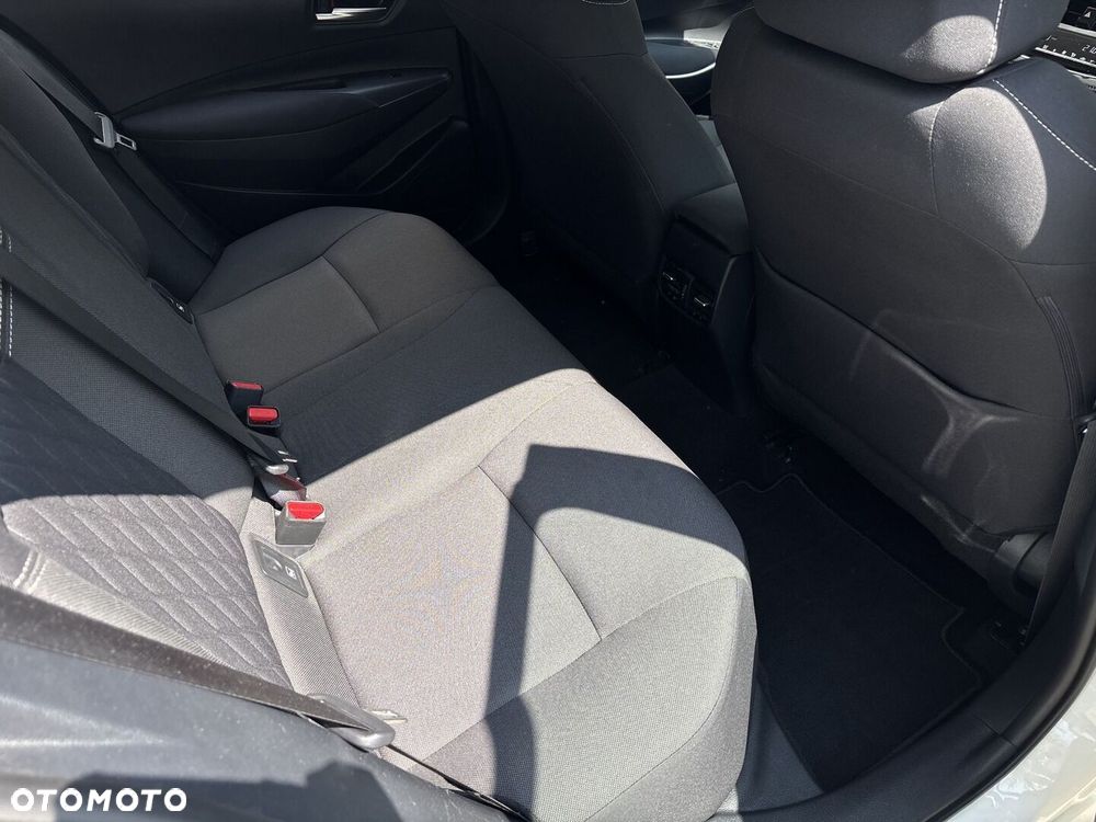 Toyota Corolla - 19