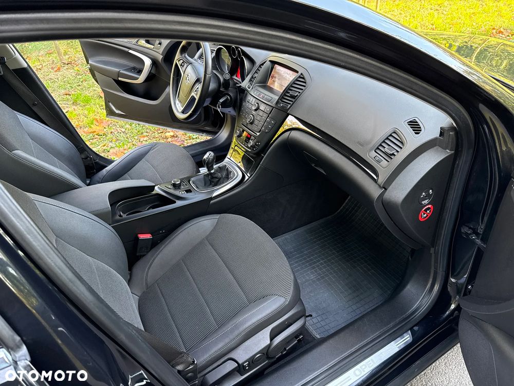 Opel Insignia - 29