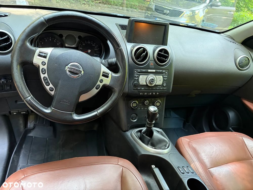 Nissan Qashqai 2.0 tekna - 10