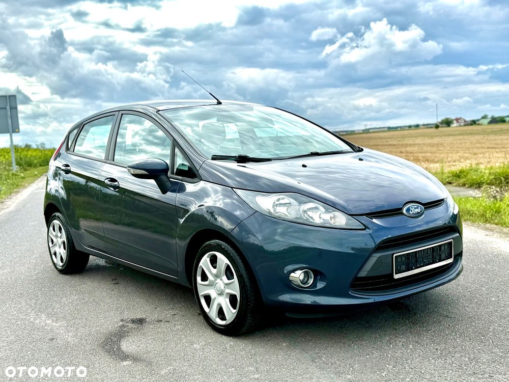 Ford Fiesta 1.25 Celebration - 13