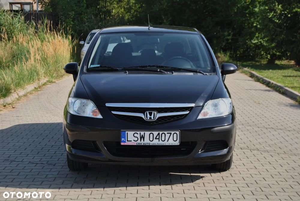 Honda City 1.4 Comfort - 14