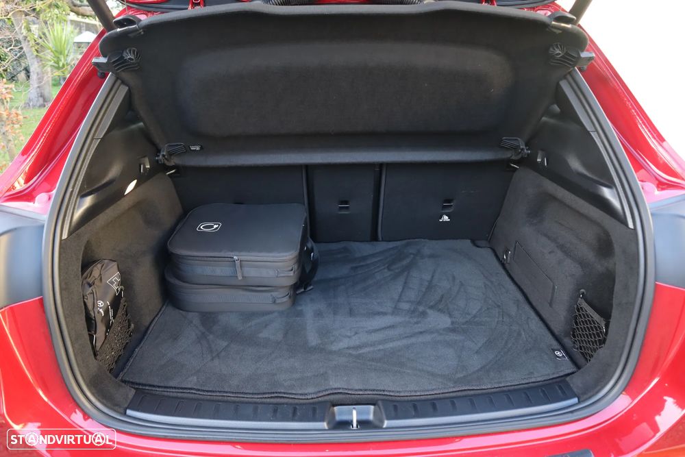 Mercedes-Benz EQA 250+ AMG Line - 13