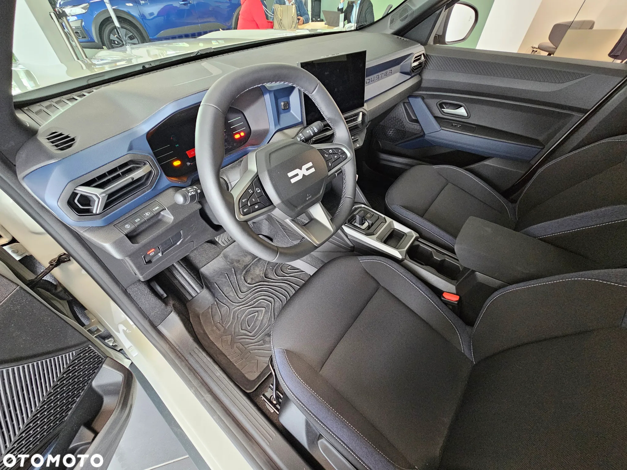 Dacia Duster 1.6 Full Hybrid 140 Journey MMT - 12