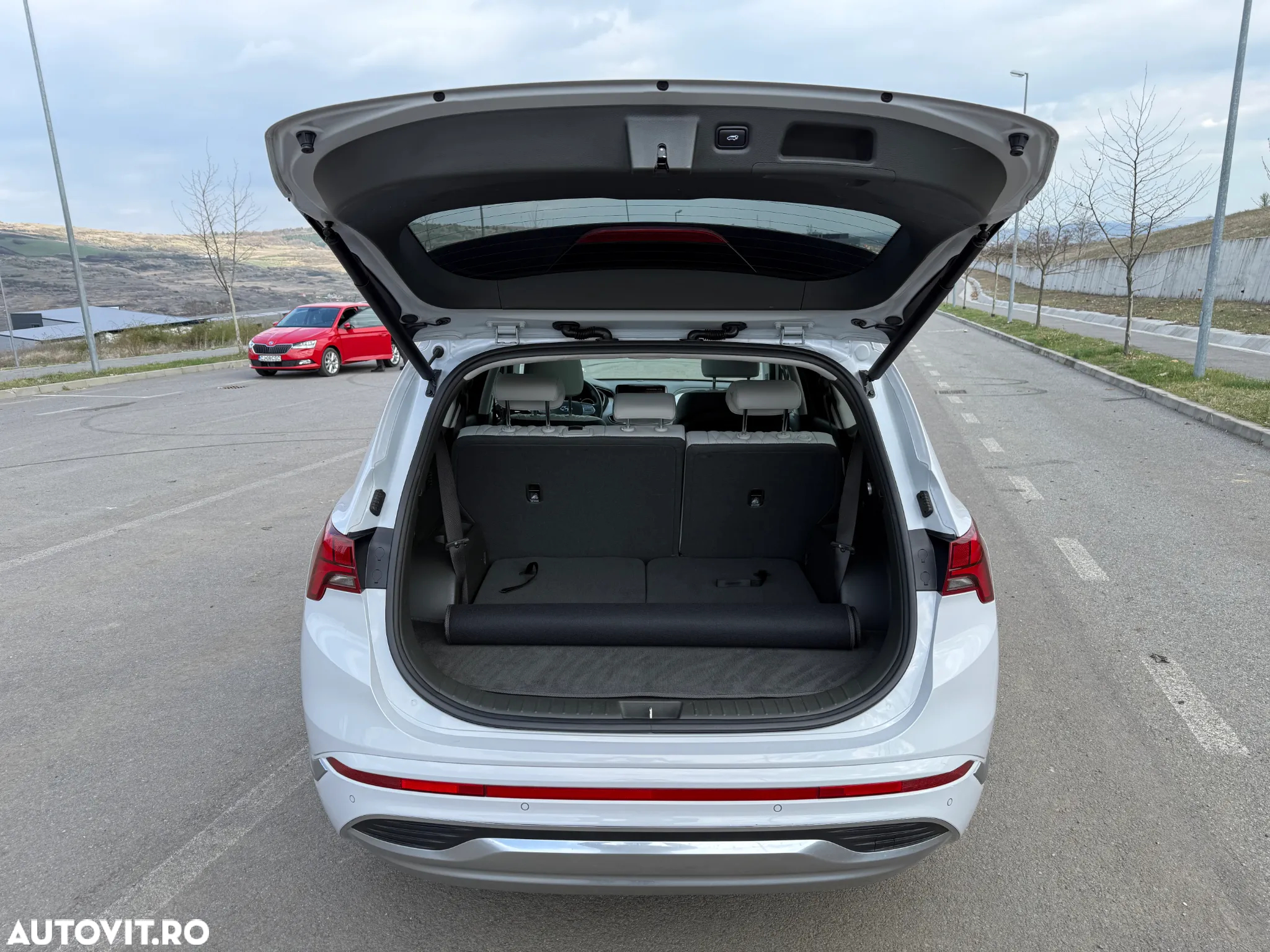 Hyundai Santa Fe 2.2 CRDi 4WD SEVEN Signature - 33