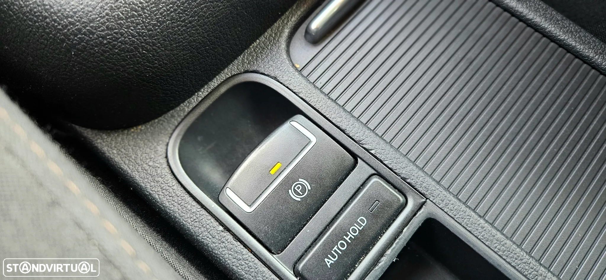 VW Tiguan 2.0 TDI Sport 4Motion - 10