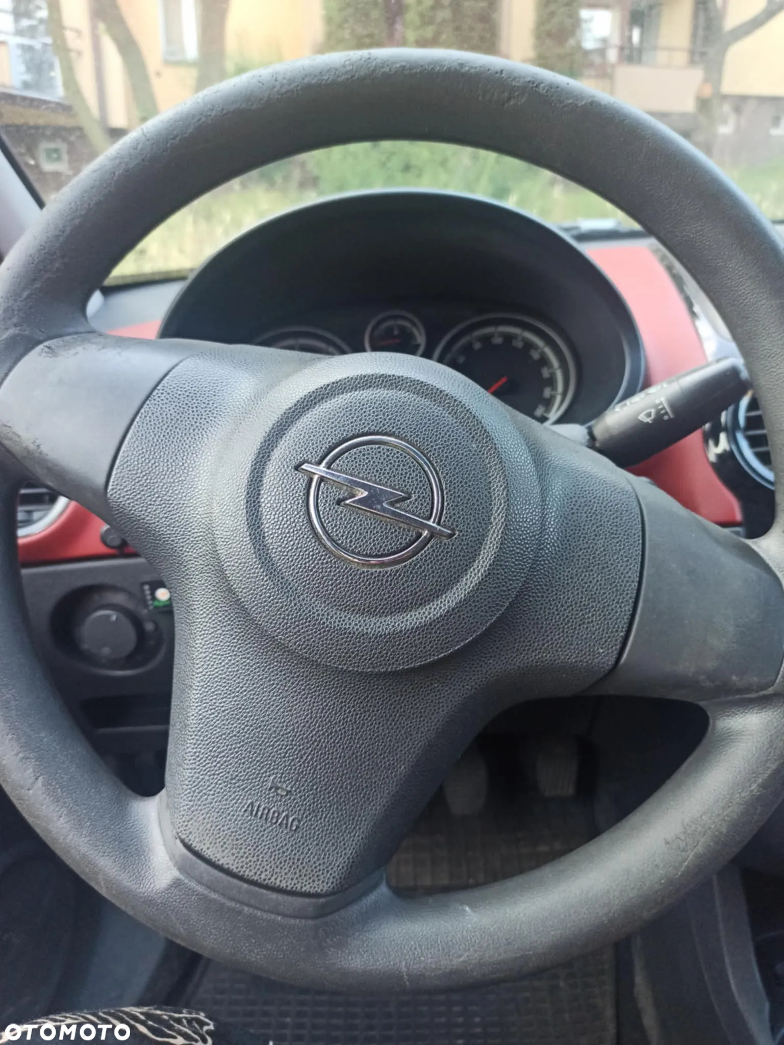 Opel Corsa 1.4 16V Cosmo - 6