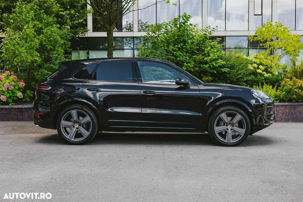 Porsche Cayenne - 9