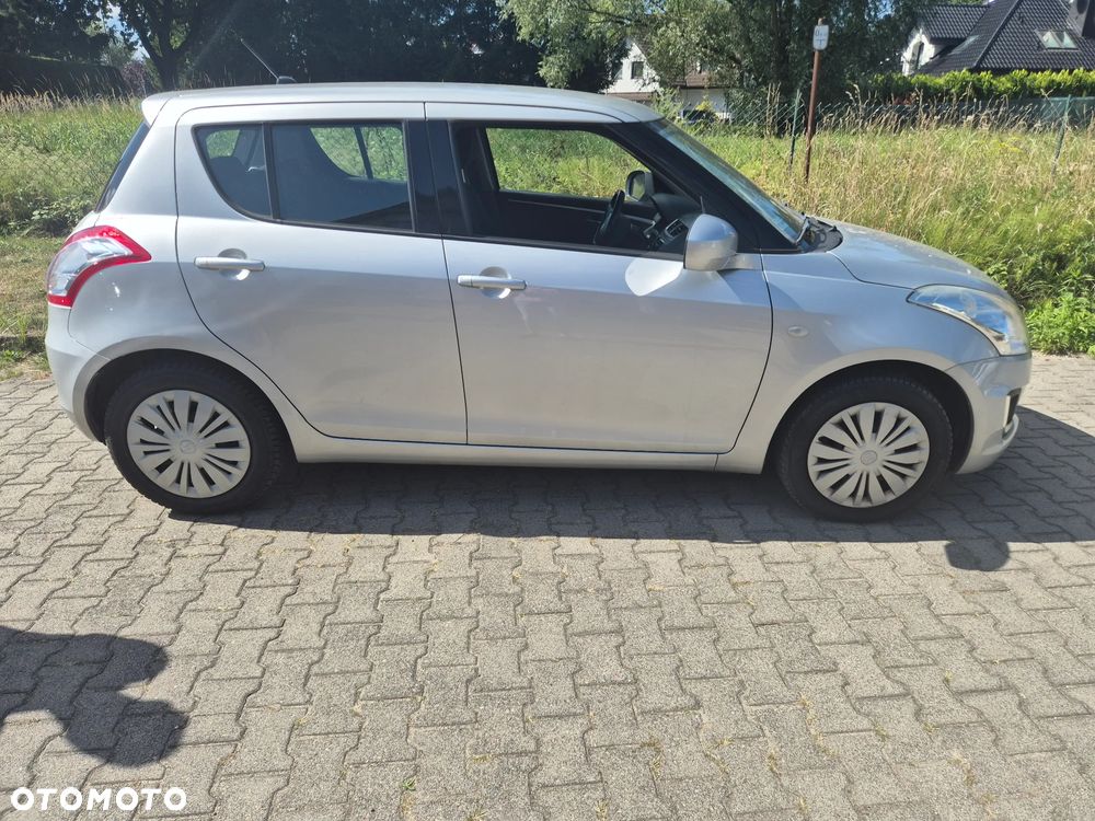 Suzuki Swift 1.2 Comfort Plus - 4