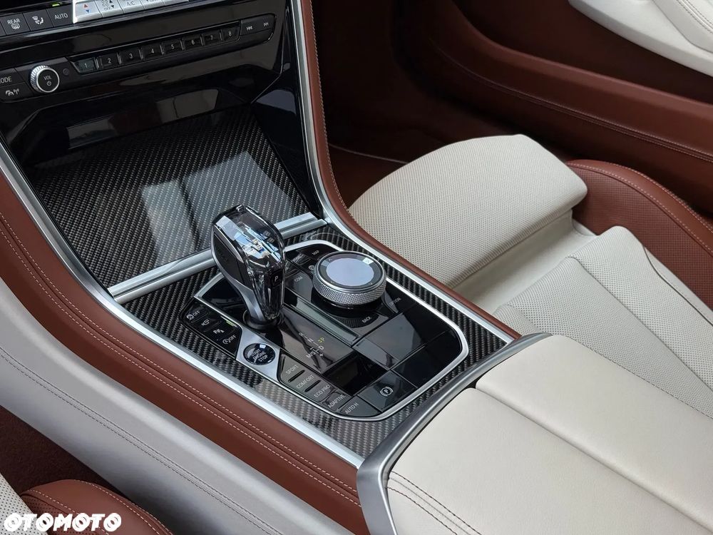BMW Seria 8 M850i xDrive - 30