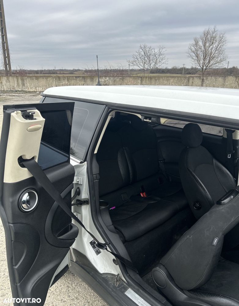 Mini Clubman Cooper - 3