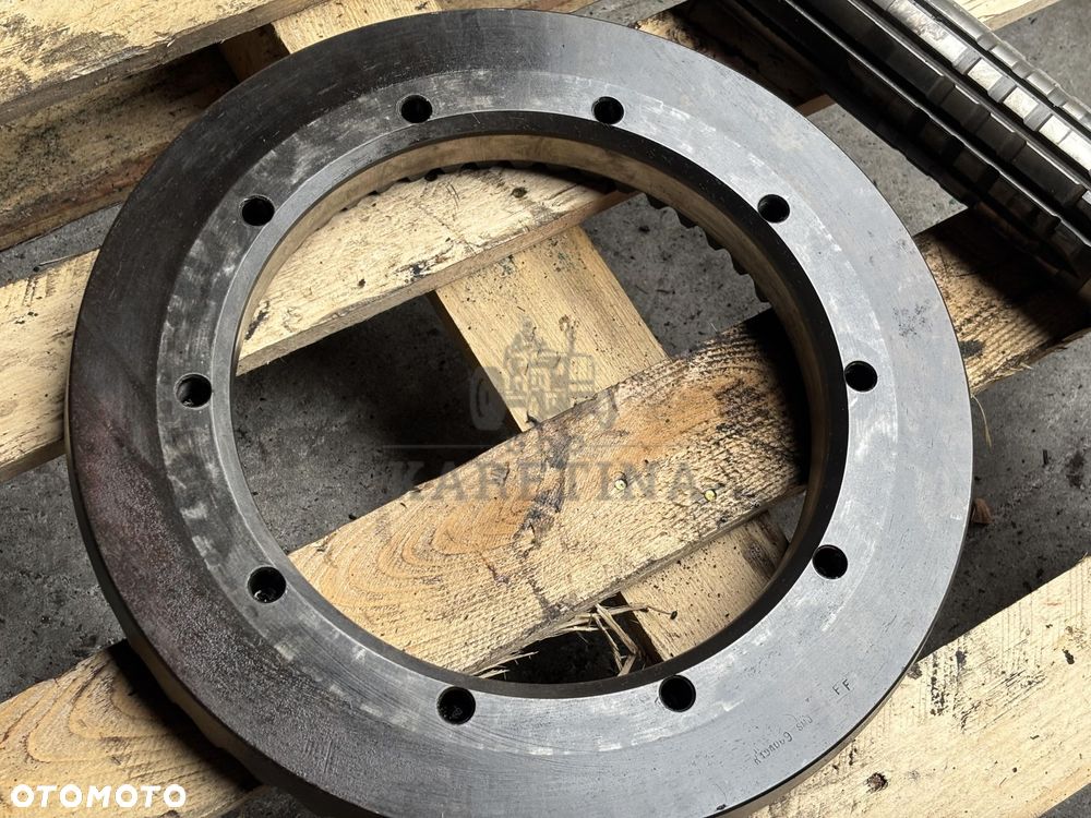 John Deere 6150 6820 6920 6930 Mechanizm Różnicowy Atak RE205828 RE194070 R194069 R205829 - 1