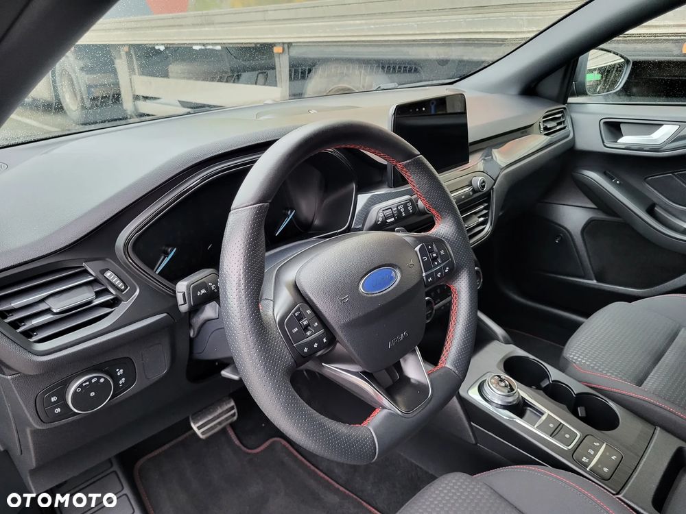 Ford Focus 1.5 EcoBoost STart-Stopp-System ST-LINE X - 15