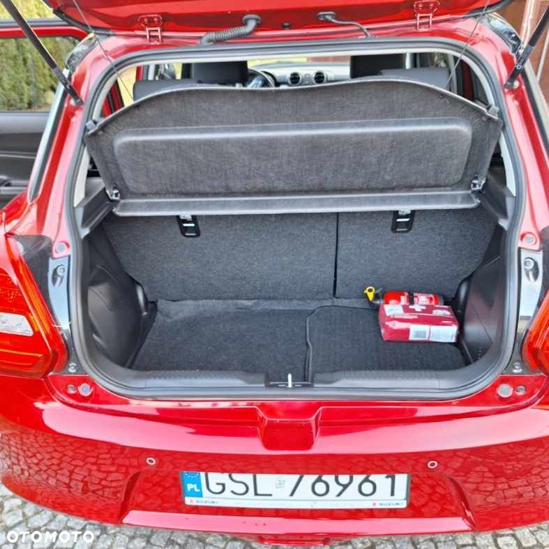 Suzuki Swift 1.2 Dualjet SHVS Premium Plus CVT - 6