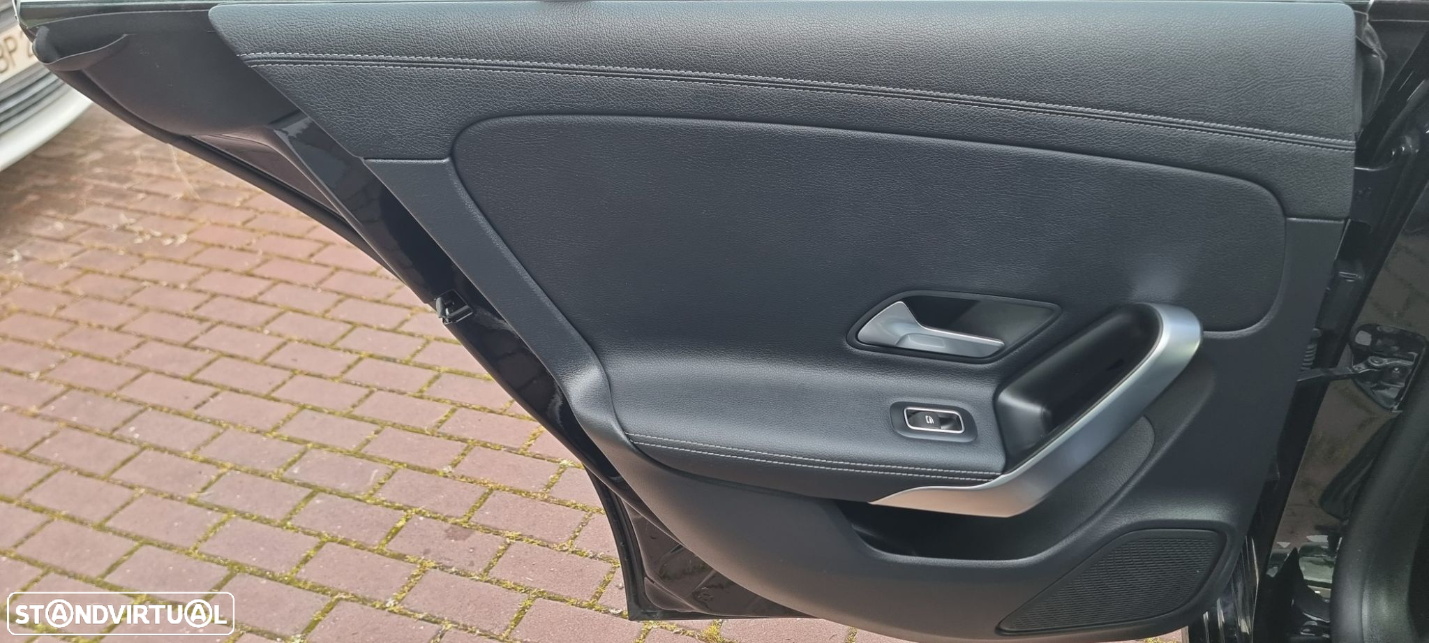 Mercedes-Benz CLA 180 - 36