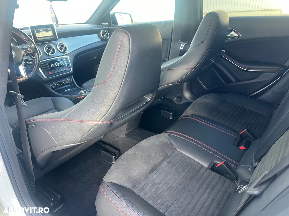 Mercedes-Benz CLA 220 CDI Aut. - 28