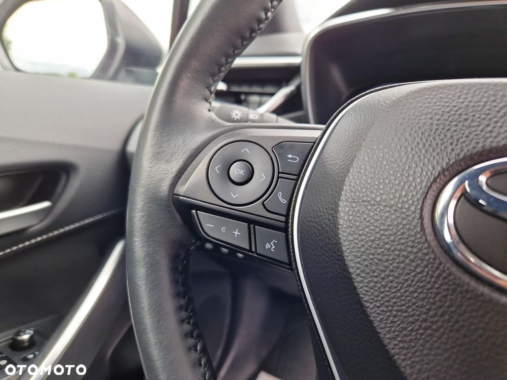 Toyota Corolla 1.8 Hybrid Comfort - 23