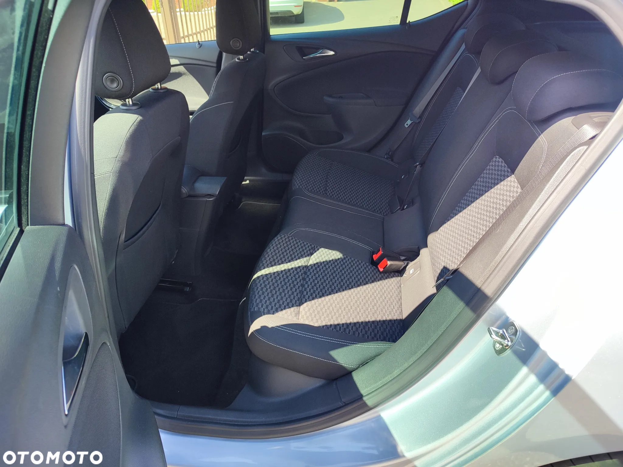 Opel Astra 1.6 Turbo Start/Stop Innovation - 14