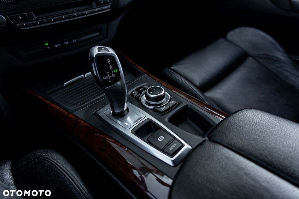 BMW X5 xDrive50i M Sport Edition - 33
