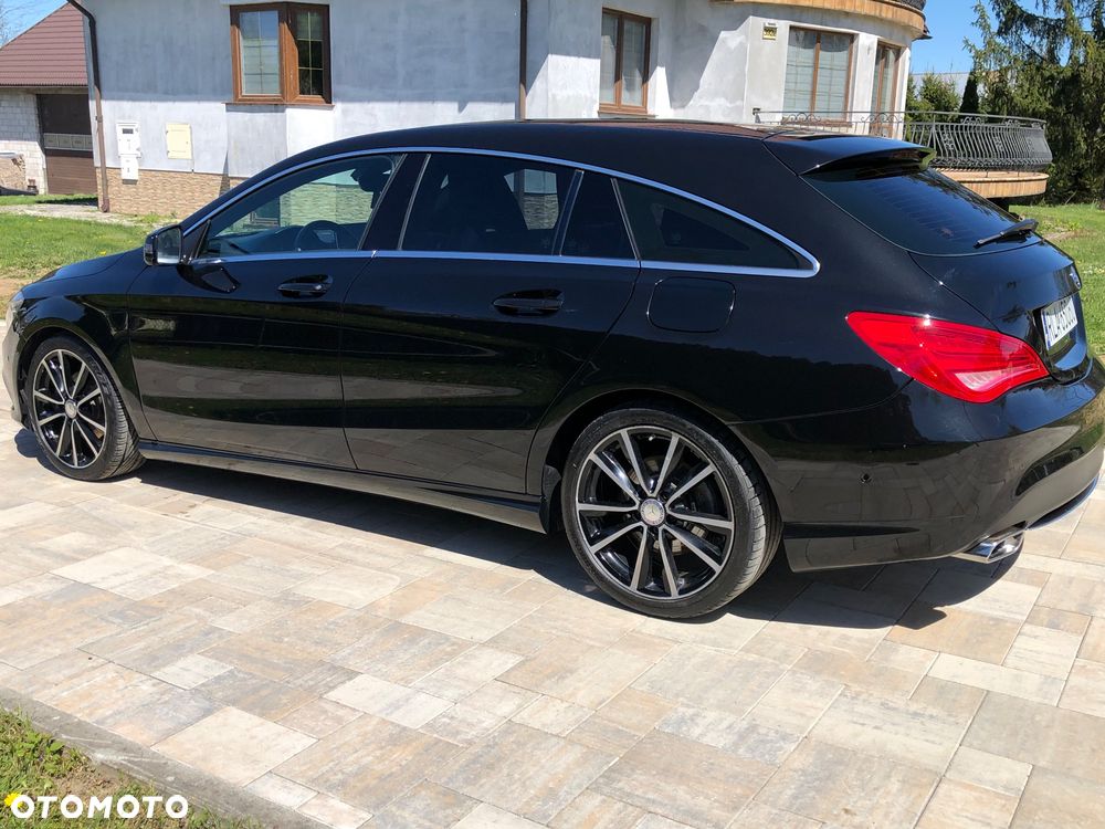 Mercedes-Benz CLA 180 7G-DCT UrbanStyle Edition - 5