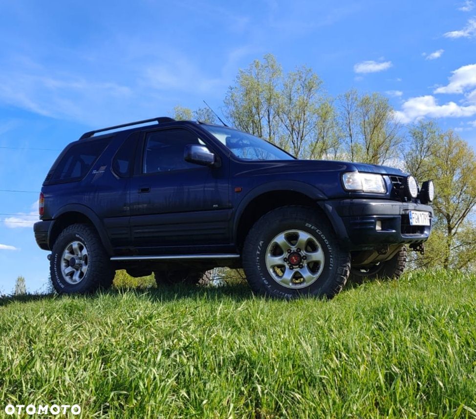 Opel Frontera - 1