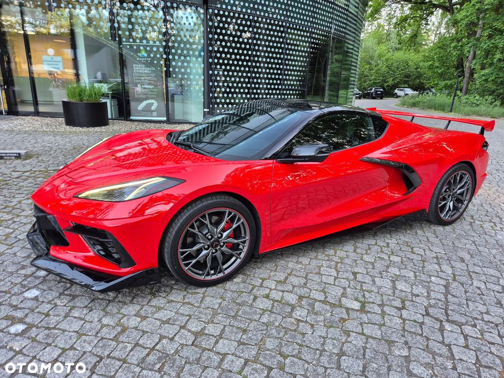 Chevrolet Corvette - 9