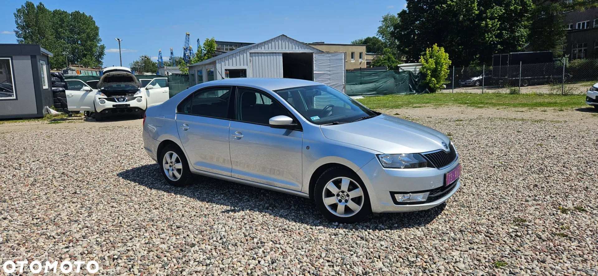 Skoda RAPID - 11