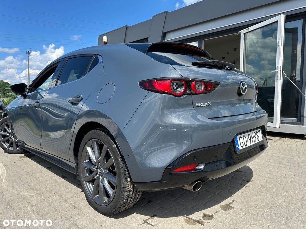 Mazda 3 2.0 mHEV Hikari - 9