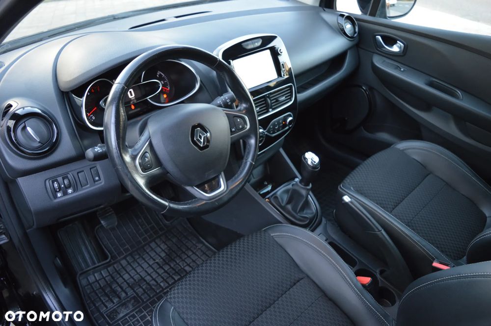 Renault Clio TCe 90 Luxe - 22