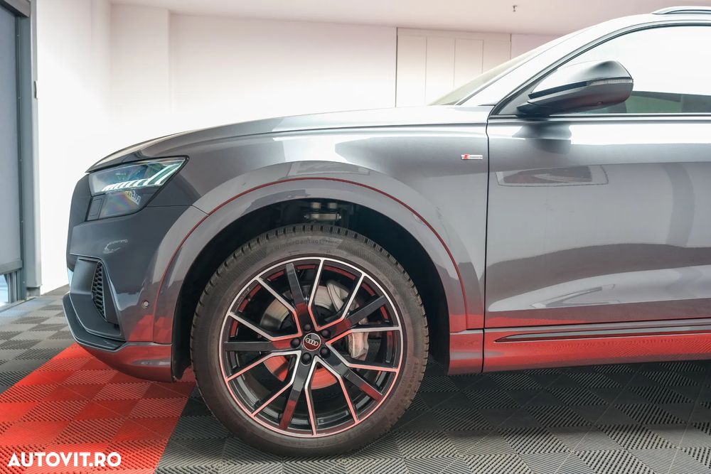 Audi Q8 55 TFSI quattro Tiptronic MHEV - 8