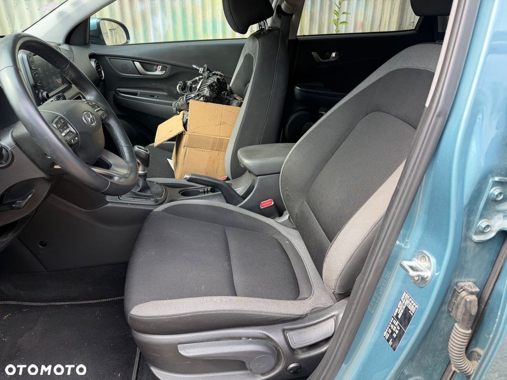 Hyundai Kona - 8