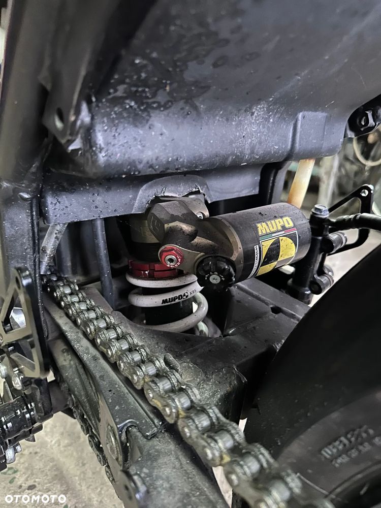 Kawasaki Ninja 250R - 4